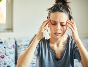 トイレの我慢で熱中症に！ライターが体験した激しい頭痛と危険な症状
