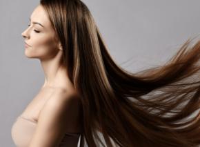 美顔ローラーだけじゃない。ReFa GINZAで見つけた「髪の常識」を変えるヘアケアアイテム