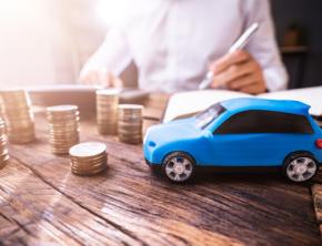 車の維持費が月5,000円増！物価上昇時代の自動車保険「3年契約」を取材