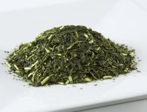 京都・宇治の老舗茶舗〈辻利〉から「〈辻利〉煎茶（三角ティーバッグ 100袋入り）」業務ルート・EC限定で新発売