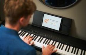ローランド初のWi-Fi搭載デジタルピアノ『FP-40』とピアノ学習アプリ『Piano Sphere』を発表