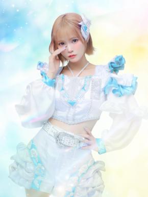 Cherie! 山下ゆづき、『FLASH』初登場＆デジタル写真集発売を経て生誕公演を開催