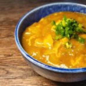 お蕎麦屋のカレー