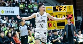 絶好調レバンガ北海道が9連勝 富永啓生が27得点と爆発も指揮官は注文「今後ステップアップするためには…」