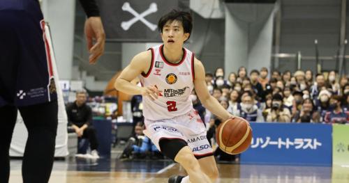 名古屋ダイヤモンドドルフィンズの齋藤拓実
