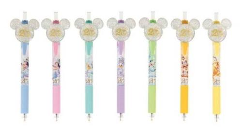 ボールペン〈エナージェル〉セット2,800円(c)Disney