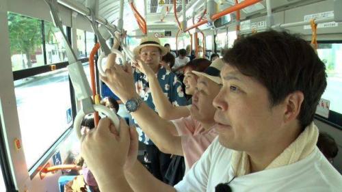 バス車内その2