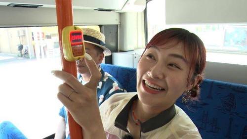 バス車内
