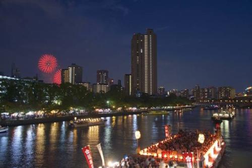 天神祭り大川.jpg