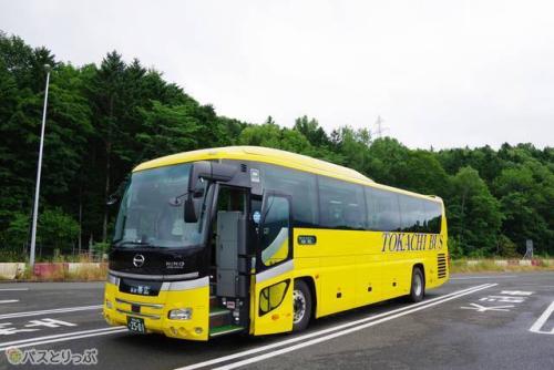 占冠PAに停車