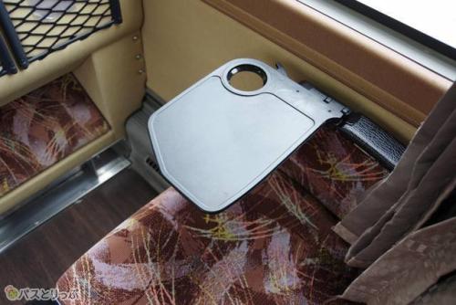 収納式ミニテーブル