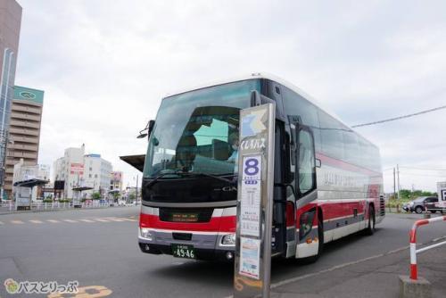 釧路駅前バス停に到着!