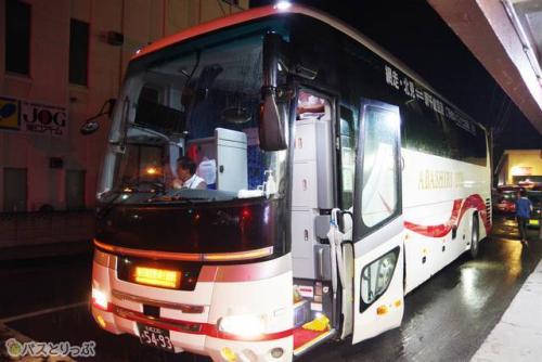 10分前にバスが到着!