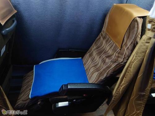 3列シート9Cの座席