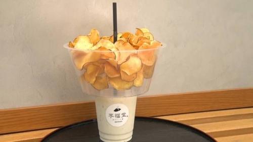 飲む焼き芋+チップス