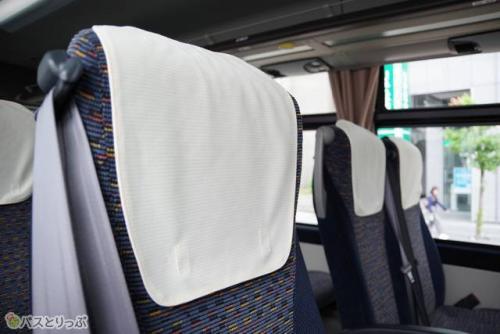 真っ白なヘッドカバーがかけられている