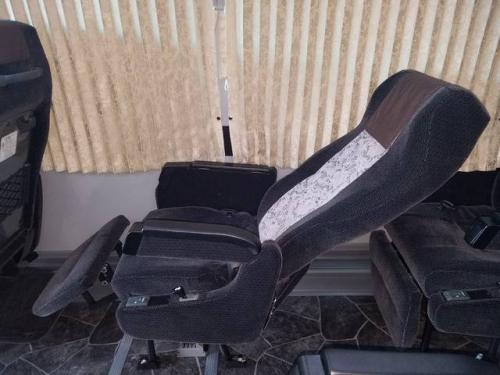 コネクトライナー金沢コンビ4列 (2).jpg