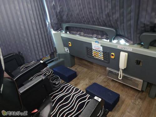 2階の最前列の席