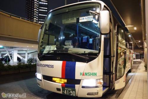 阪神バス車体外観