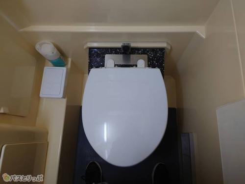 トイレ内部