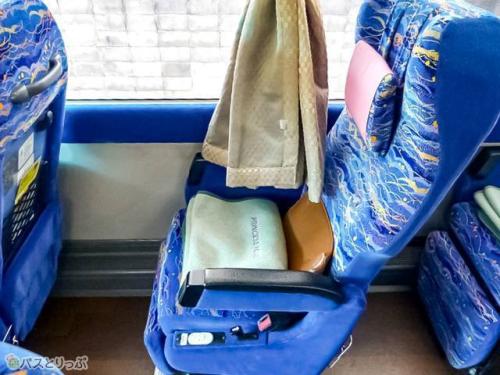 「3列独立シート」座席、ノーマル状態
