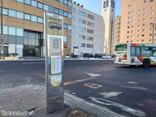 02.釧路駅前バスターミナル8番乗り場
