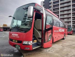 福岡～九州各地・広島・出雲を結ぶJR九州バス車両、3列独立シートと4列シートの車内設備を紹介！ 