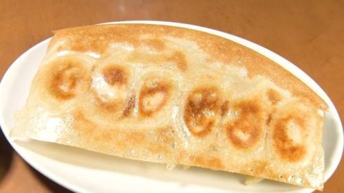 羽付き餃子