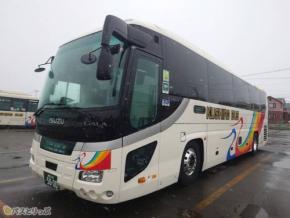  釧路～札幌間を運行するくしろバス「スターライト釧路号」の乗り心地が気になる！ 3列独立シートや車内設備を紹介 