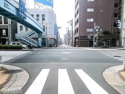 業平二丁目交差点