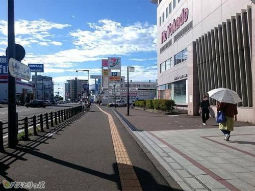 右手にはイトーヨーカドーが