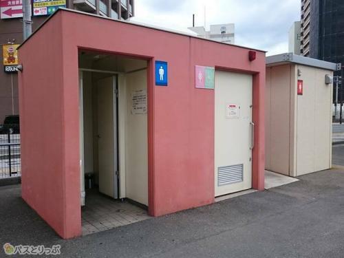 要町バス乗り場併設のトイレ