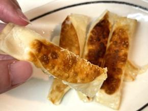 余った餃子の皮とチーズのアレンジレシピ、簡単なのに絶品すぎてつまみに最高!