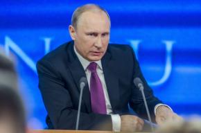 プーチンとゼレンスキーが仲良く肩を組んでいる？謎の写真が話題に