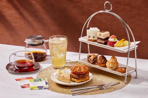 アフタヌーンティー「ロースタリー パスティッチーニ フライト」イメージ