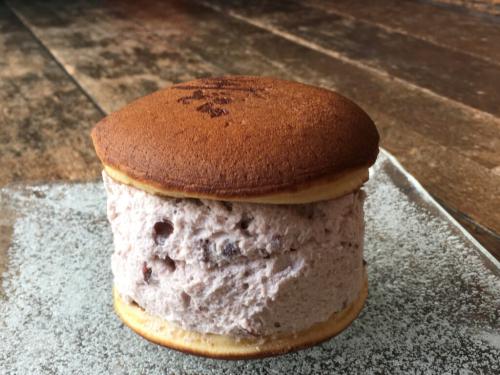 10月13日限定「朧八瑞雲堂」の「生銅鑼焼(小倉・抹茶)」各・461円