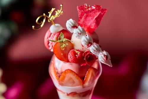 「大人のご褒美パフェ~ Strawberry Shortcake~」イメージ