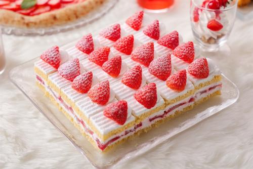 「サンドウィッチ＆スイーツビュッフェ ～ストロベリーコレクション～［第一弾］」イメージ