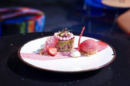 「いちごのフレジェ」税込み1,200円（サービス料含む）