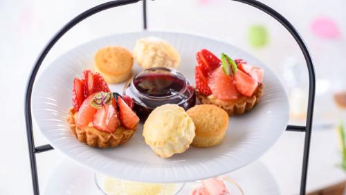 「Snow to Bloom Afternoon Tea」イメージ