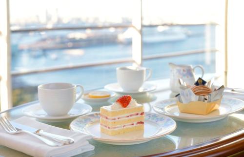 「お部屋で優雅にティータイム～春のケーキセット付き宿泊プラン2026～」イメージ