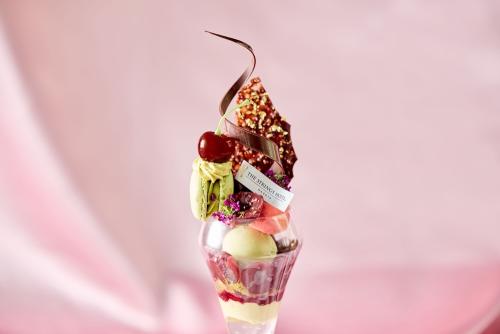 「大人のご褒美パフェ~ダークチェリー&ピスタチオ~」イメージ