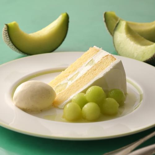 6月18日〜7月22日に販売される「メロンのショートケーキ バニラアイス添え」税込み1,540円