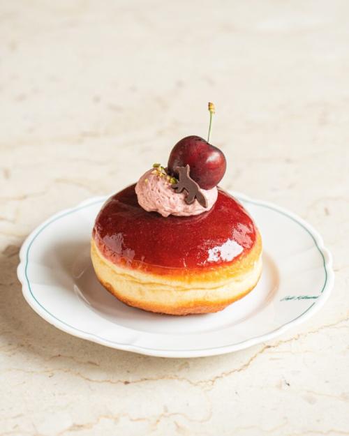 「キツネドーナツ グリオットチェリー」税込み750円
