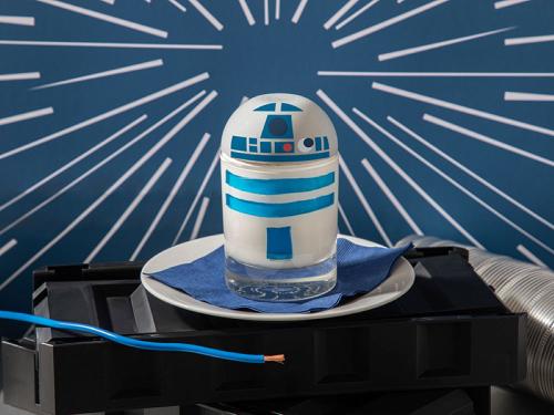 「＜R2-D2＞ドロイドミニパフェ」税込み1,390円
