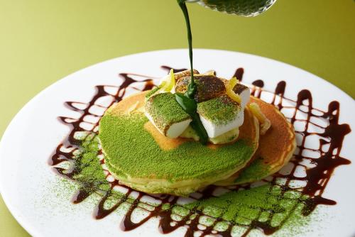 「抹茶と柚子のスモアパンケーキ」税込み1,295円