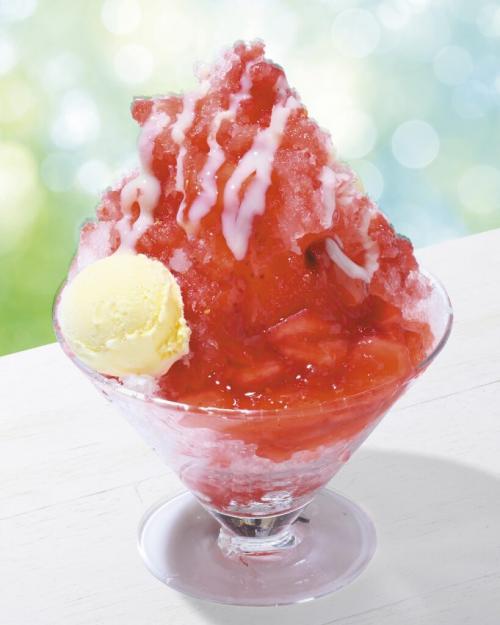 「苺シロップのかき氷」税込み900円