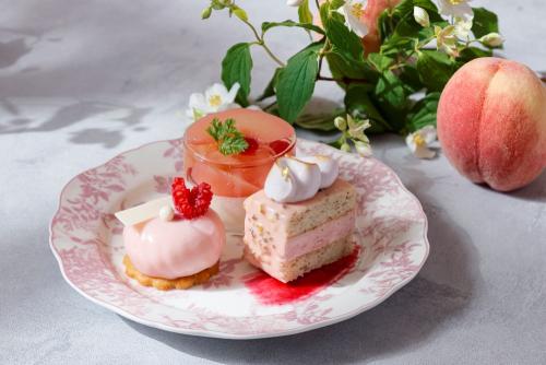 「ピーチアフタヌーンティー ～桃色の幸せ～」イメージ