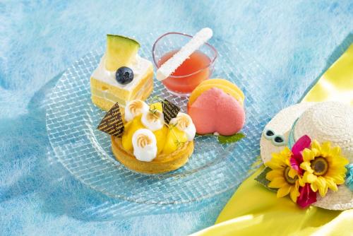 「サマーフルーツアフタヌーンティーセット」イメージ