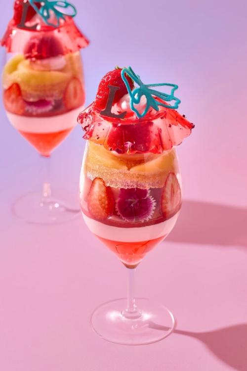 パルフェ 「mika ninagawa」税込み3,300円